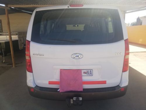 Hyundai H1 2.4 petrol in Namibia