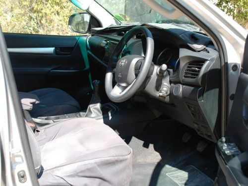 Toyota Hilux 2,4GD6 4x4 D/Cab in Namibia