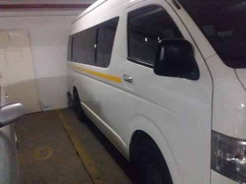 Toyota Quantum 2.7 14 Seater Bus 11 in Namibia
