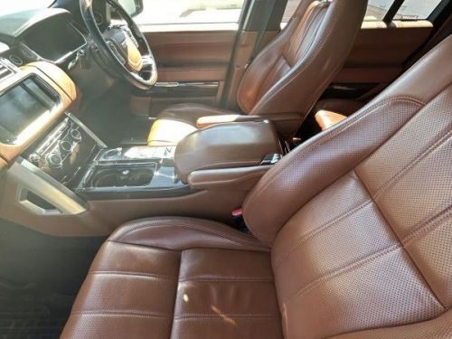 Land Rover Range Rover 5L V8 Supercharge Autobiography in Namibia
