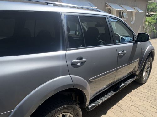 Mitsubishi Pajero Sport 4x4 2.5 in Namibia