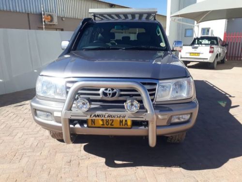 Toyota Land Cruiser Sahara, 6cyl, TD in Namibia