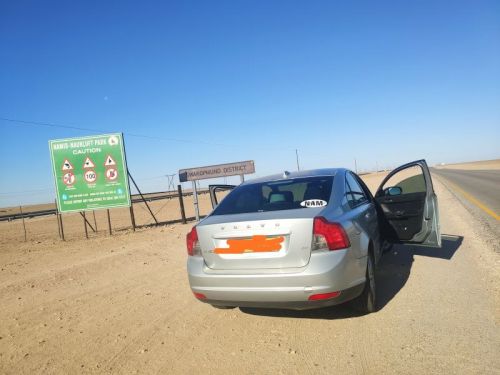 Volvo S40 2L in Namibia