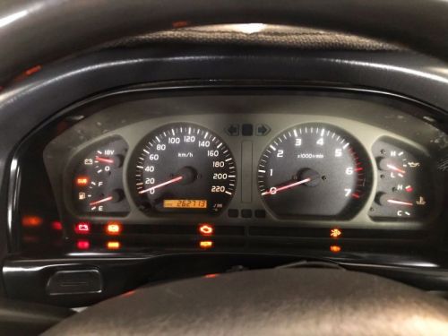 Toyota Land Cruiser 105 GX EFI in Namibia