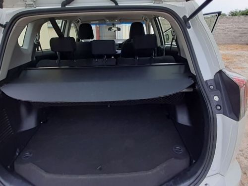 Toyota Rav4  2.0 Gx in Namibia