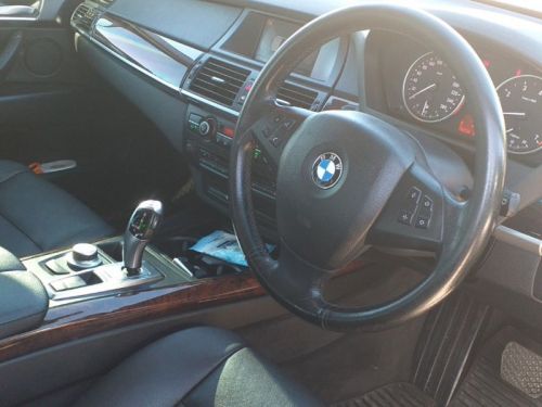 BMW X5 4.8i, V8, 4x4  in Namibia