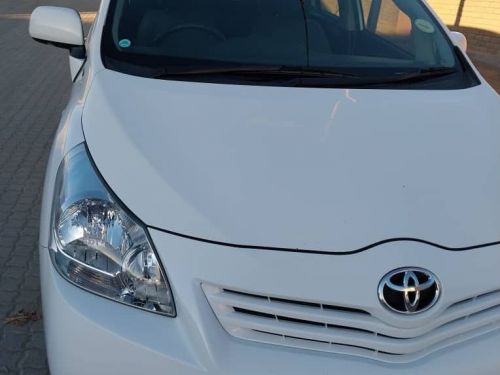 Toyota Avensis 2.2 D4d in Namibia
