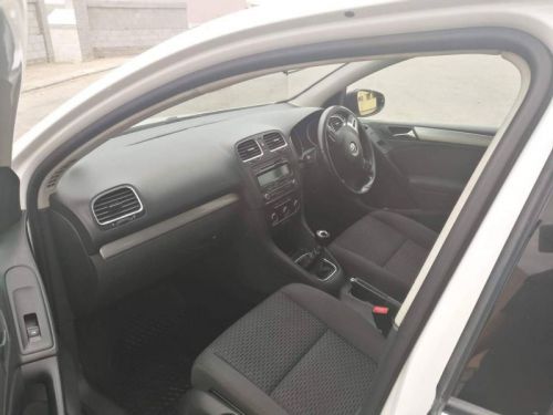Volkswagen Golf 6 1.6 Trendline local in Namibia