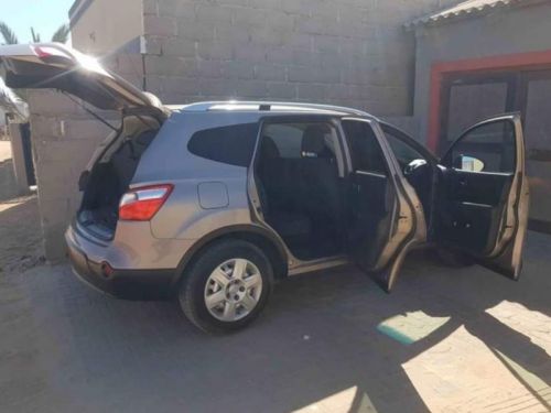 Nissan Qashqai +2 in Namibia