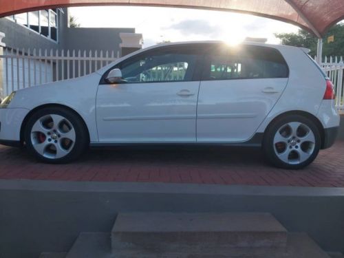 Volkswagen Golf 5 GTI in Namibia
