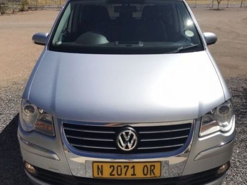 Volkswagen Touran 2.0TDI Highline in Namibia