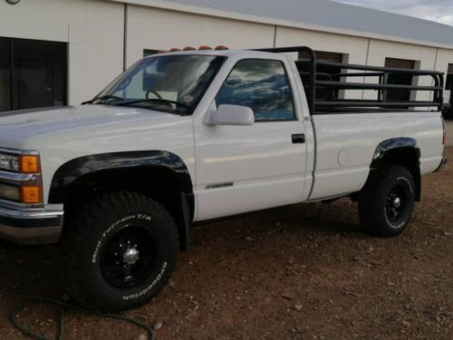 Chevrolet K2500 in Namibia