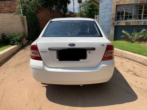Ford Ikon 1.6 in Namibia
