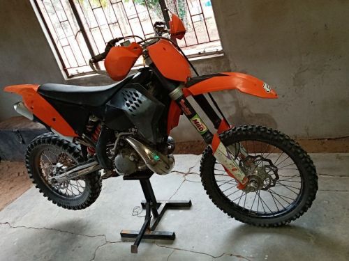 KTM 200xc in Namibia