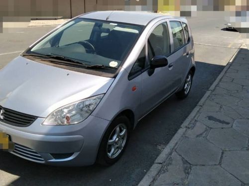 Mitsubishi Colt DBA-Z21A in Namibia