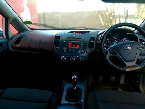 Kia Cerato 1.6i Hatchback in Namibia