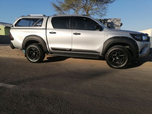 Toyota Hilux 4*4 2.4 in Namibia