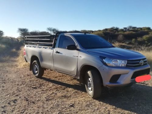 Toyota Hilux 4x4 in Namibia