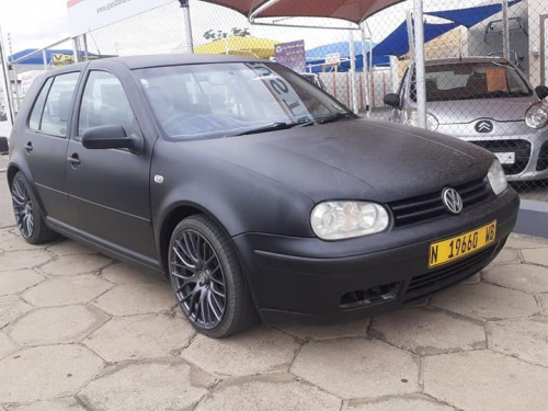 Volkswagen Golf mk4 2.3 V5 in Namibia