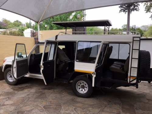 Toyota Land Cruiser HZJ 79 4.2D in Namibia