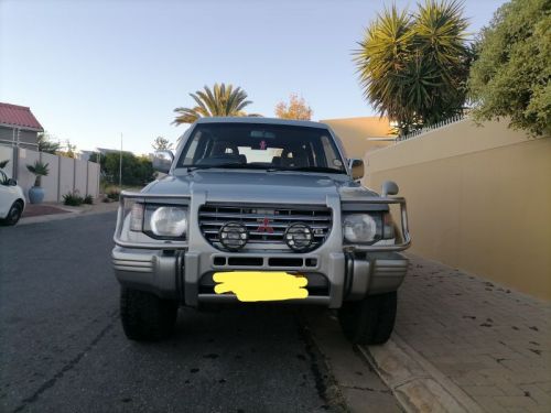 Mitsubishi Pajero V6 in Namibia