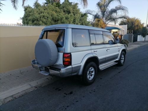 Mitsubishi Pajero V6 in Namibia