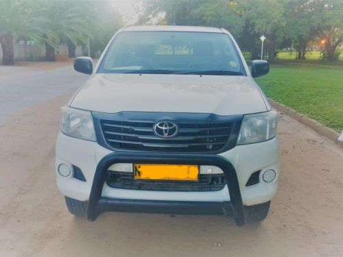 Toyota Hilux 2.5D-4D SRX R/B Diff-Lock in Namibia