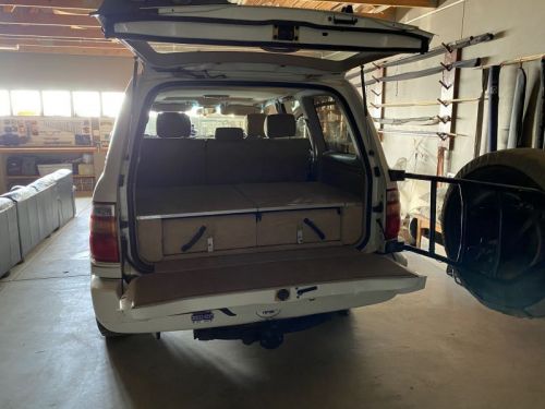 Toyota Land Cruser 100 Series 6 cylinder Turbo Diesel in Namibia