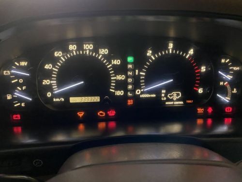 Toyota Land Cruser 100 Series 6 cylinder Turbo Diesel in Namibia