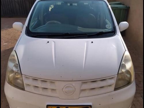Nissan Grand Livina in Namibia