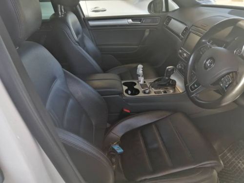Volkswagen Touareg V6 3.0 TDI Luxury R-Line in Namibia