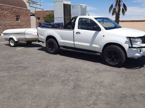 Toyota Hilux 2.5 srx in Namibia