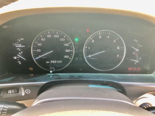 Toyota Land Cruiser VX 100 V8 in Namibia