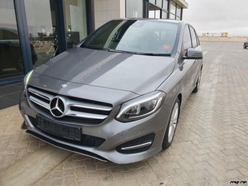 Mercedes-Benz B200 in Namibia