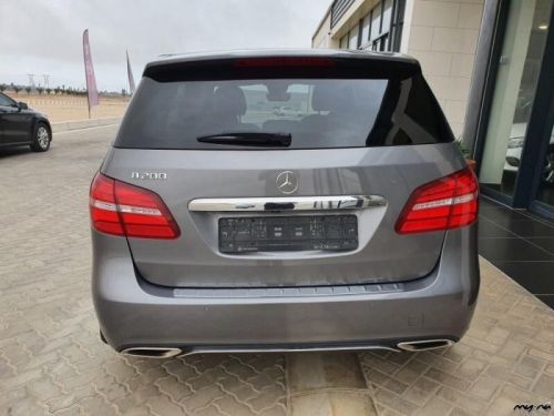 Mercedes-Benz B200 in Namibia