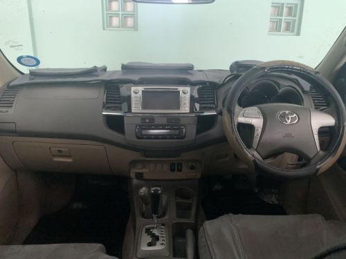 Toyota Fortuner 4.0L V6 in Namibia