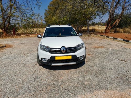 Renault Sandero Stepway Dynamique in Namibia
