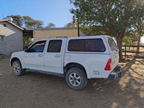 Isuzu KB360 V6 in Namibia