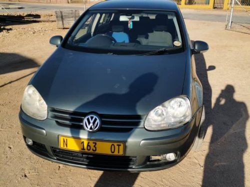 Volkswagen Golf 5 2.0 FSI in Namibia