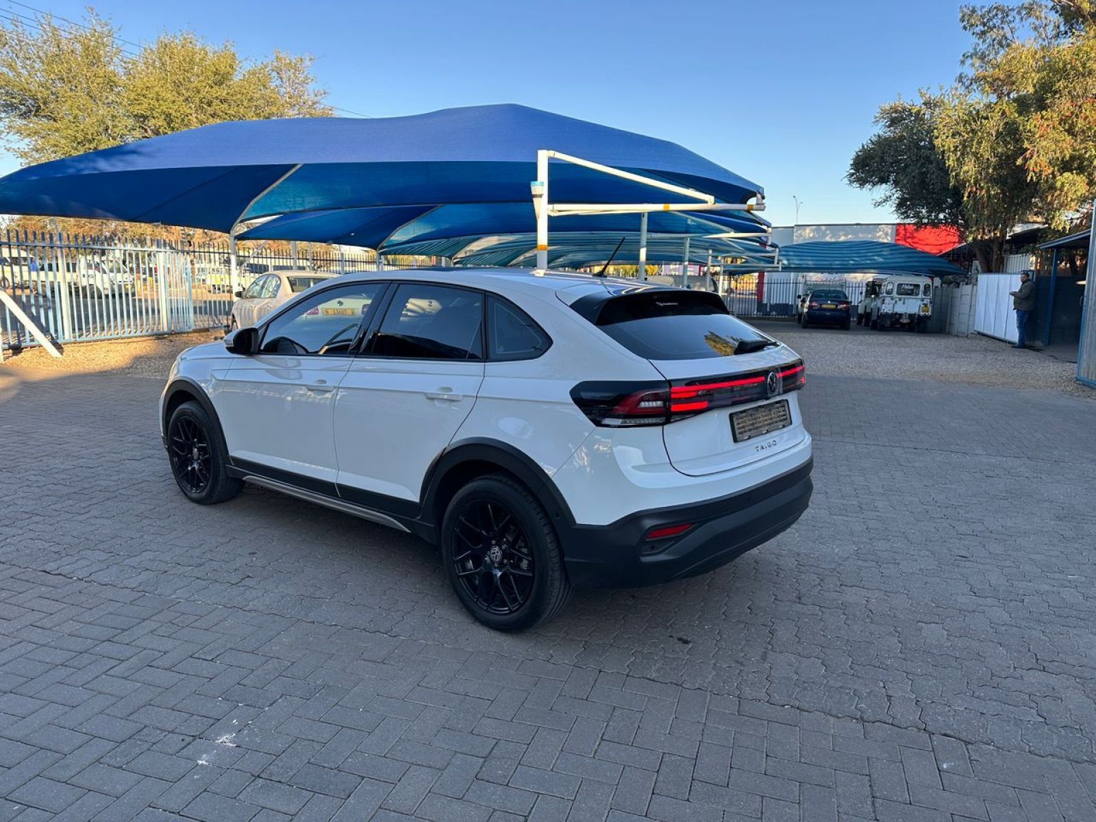 2022 Volkswagen Taigo photo 4
