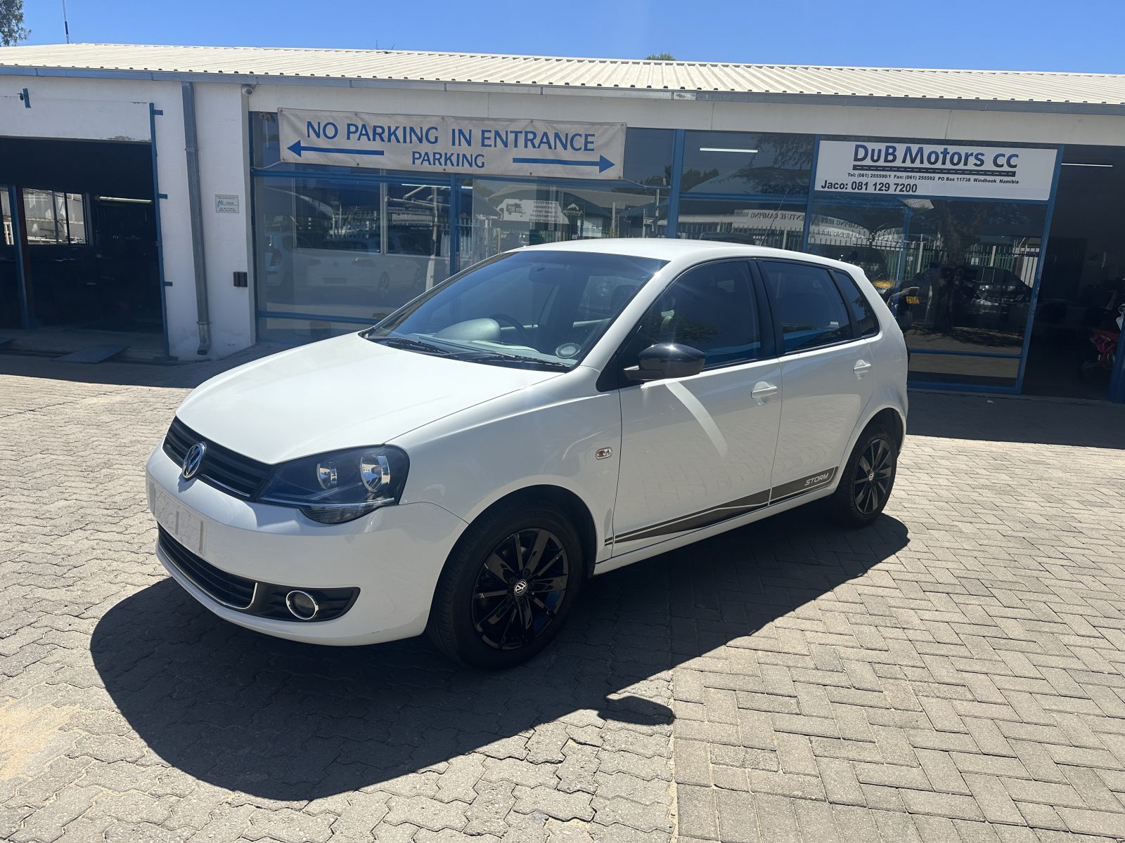 2017 Volkswagen Polo Vivo photo 2