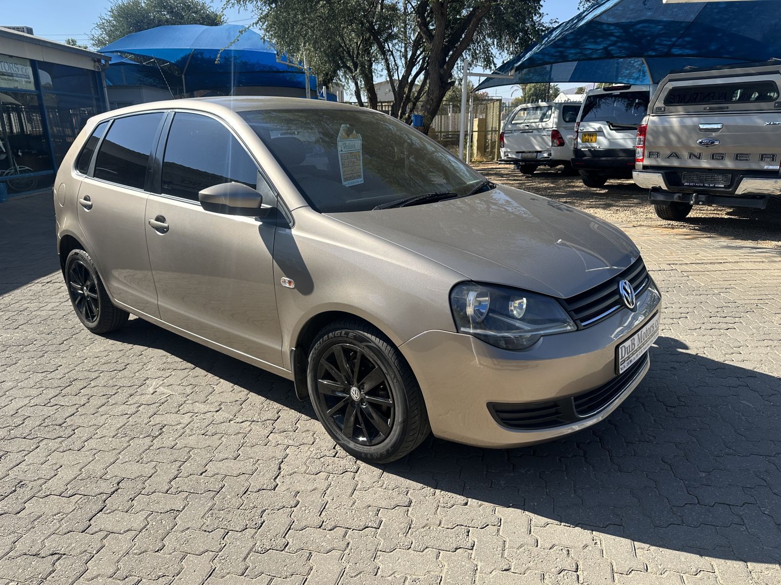 2015 Volkswagen Polo Vivo photo 1