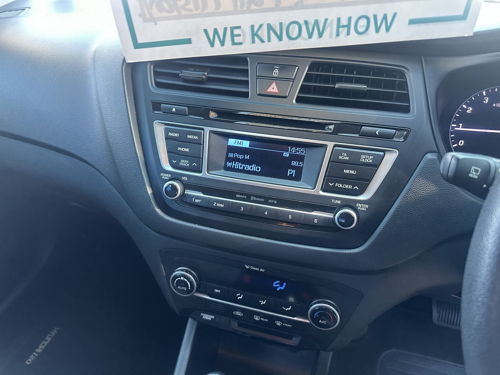 2016 Hyundai i20 photo 6