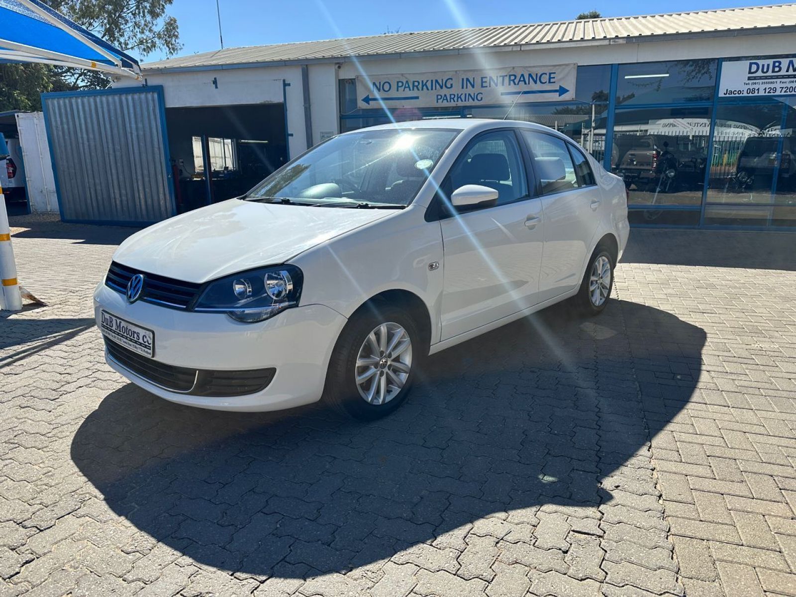 2017 Volkswagen Polo Vivo photo 2
