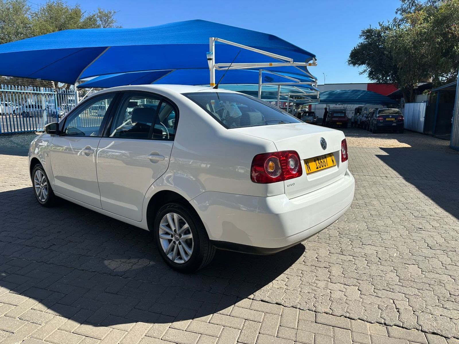 2017 Volkswagen Polo Vivo photo 4