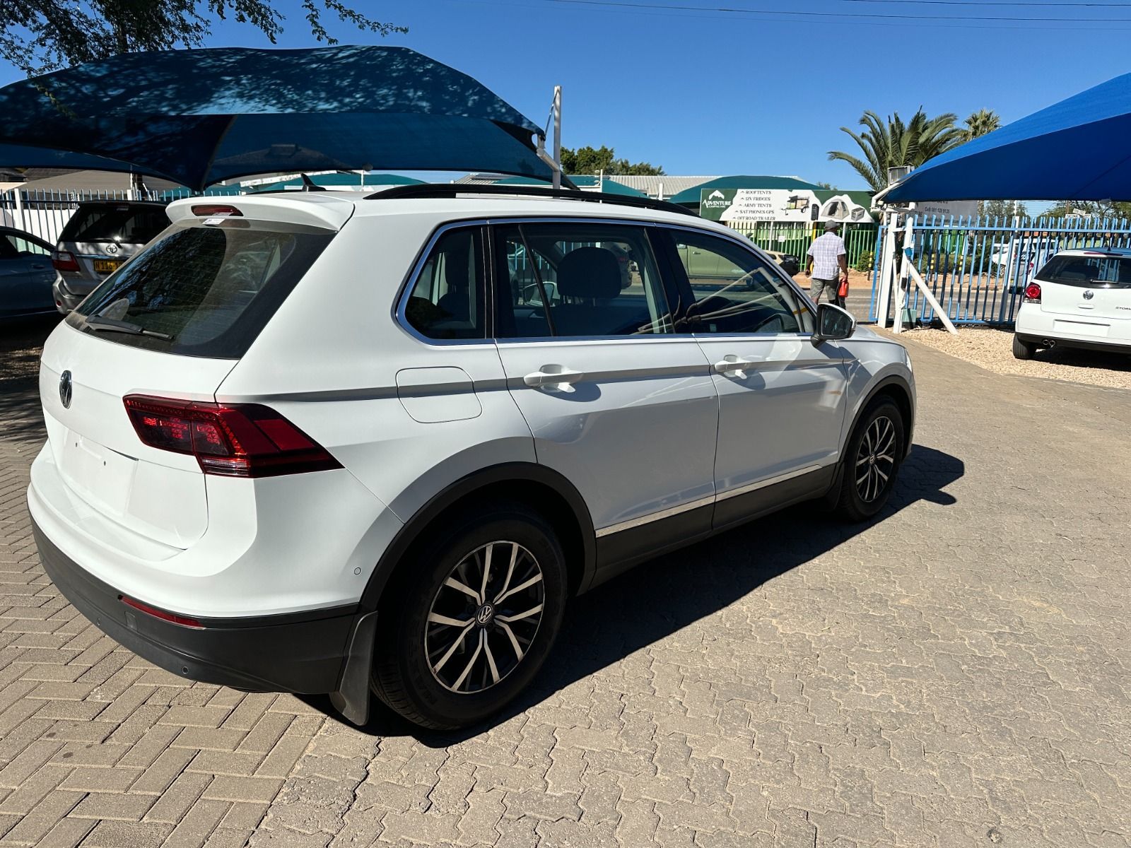 2018 Volkswagen Tiguan photo 4