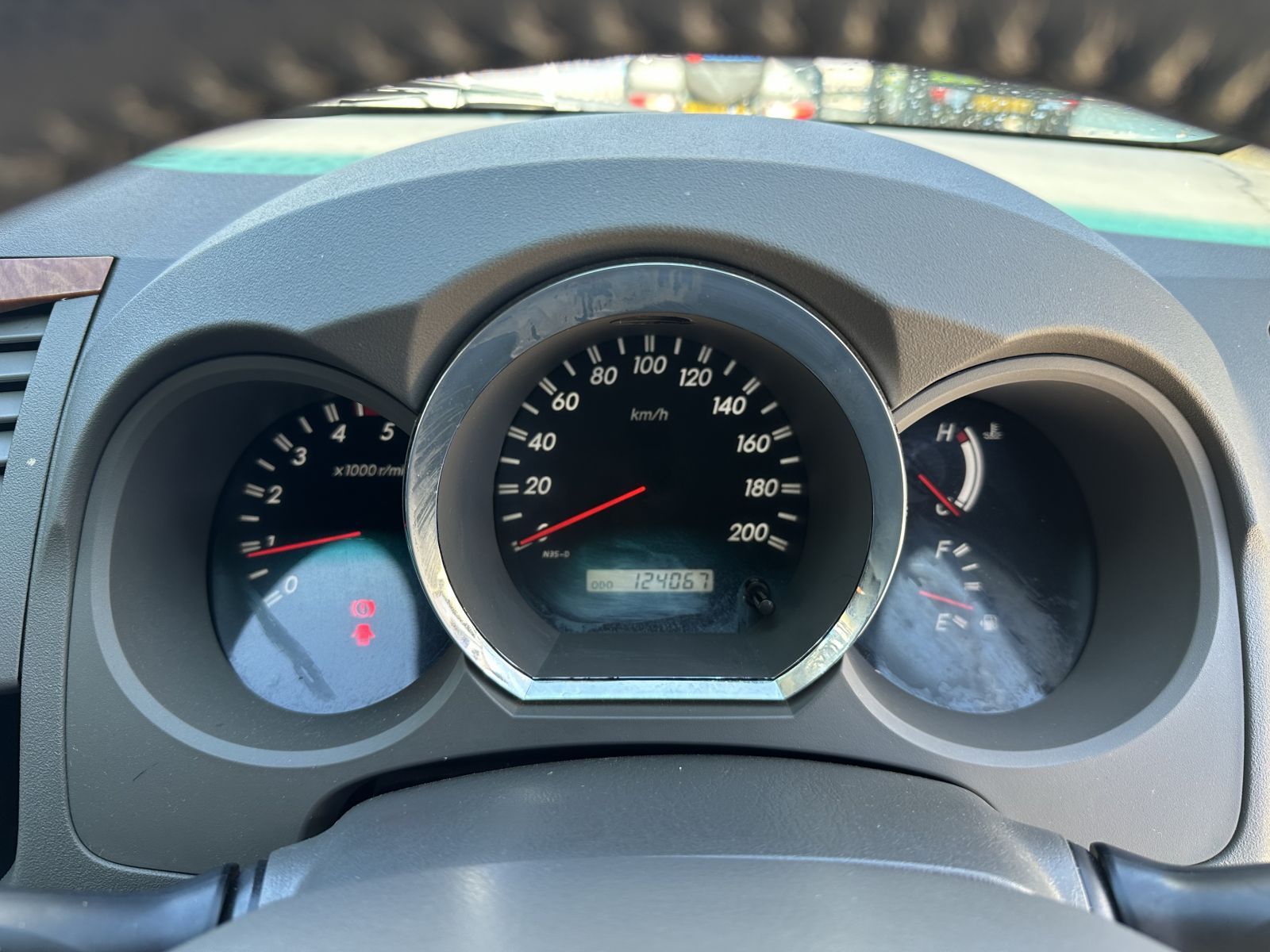 2011 Toyota Fortuner photo 5