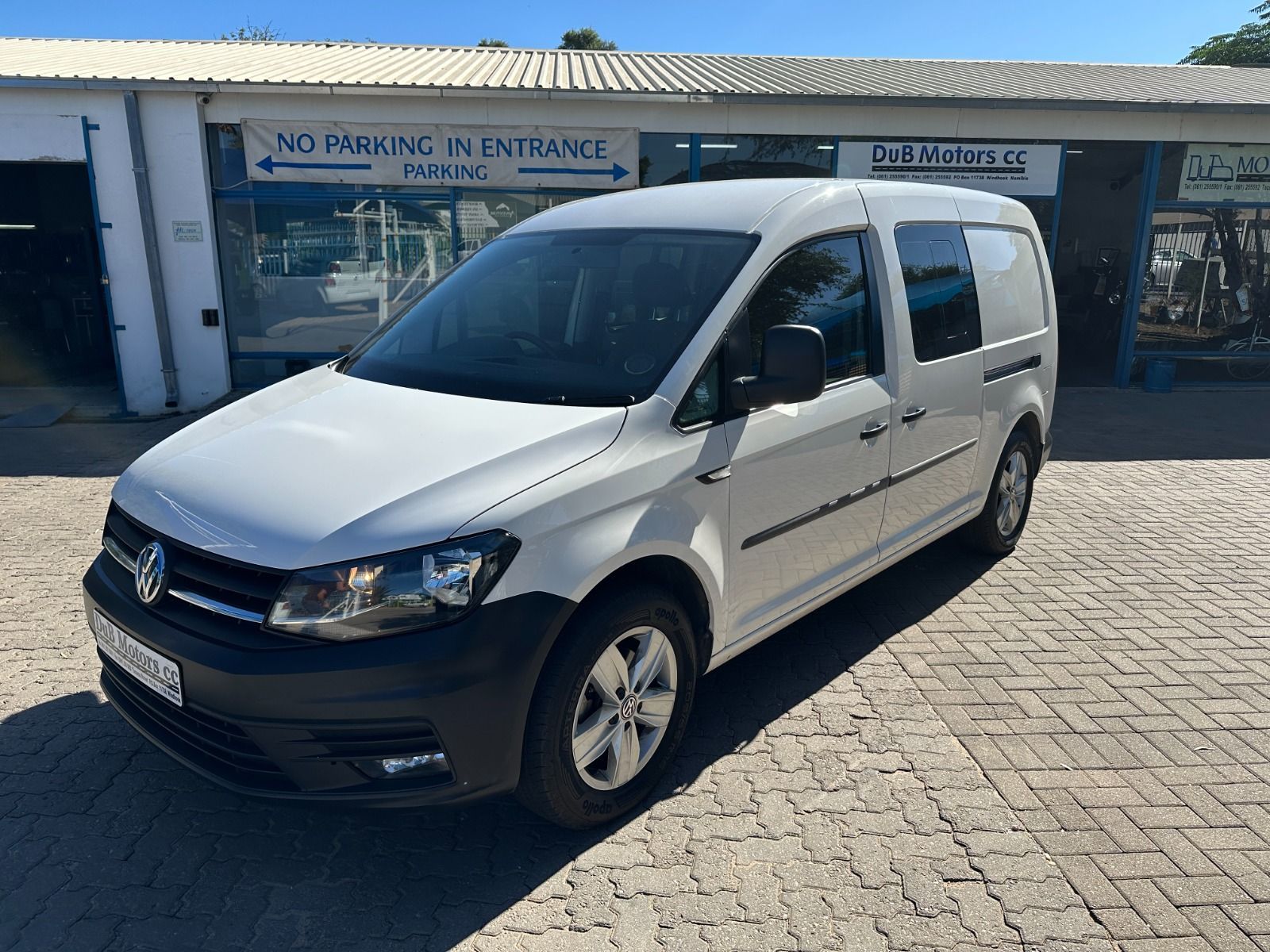 2018 Volkswagen Caddy photo 2