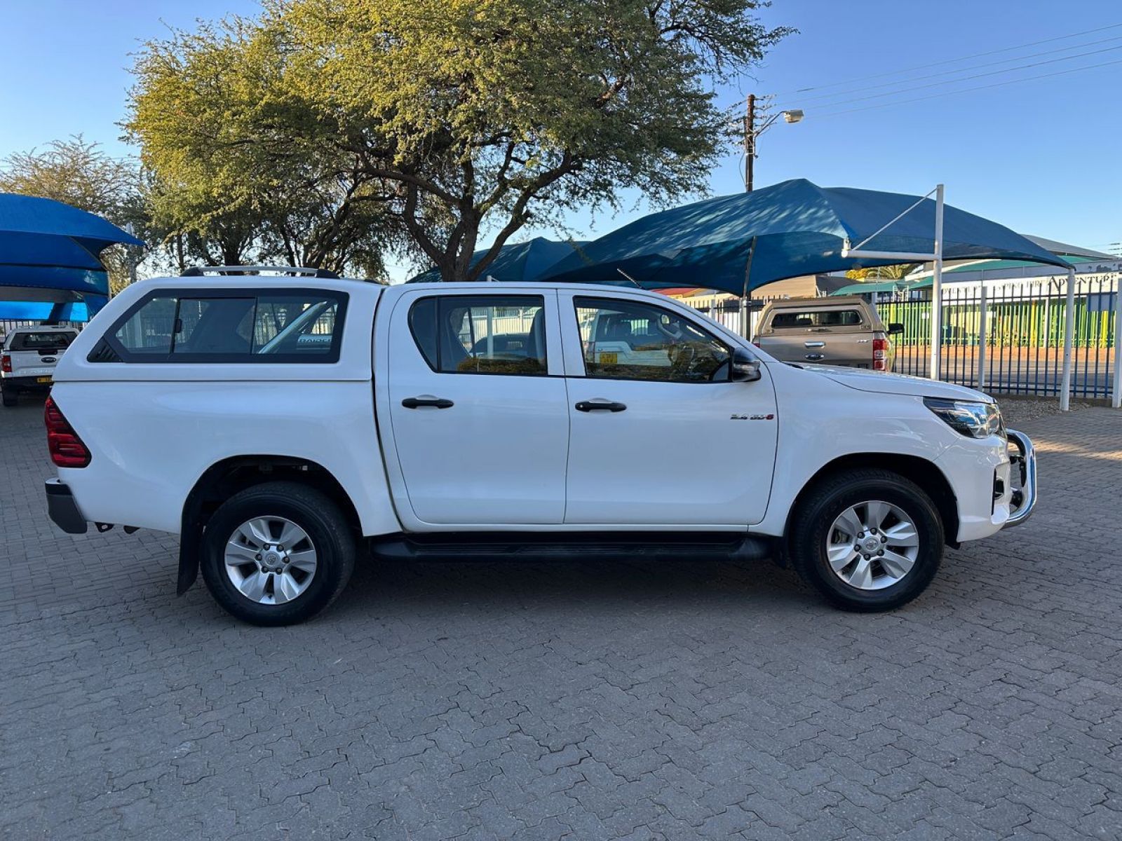 2019 Toyota Hilux photo 5