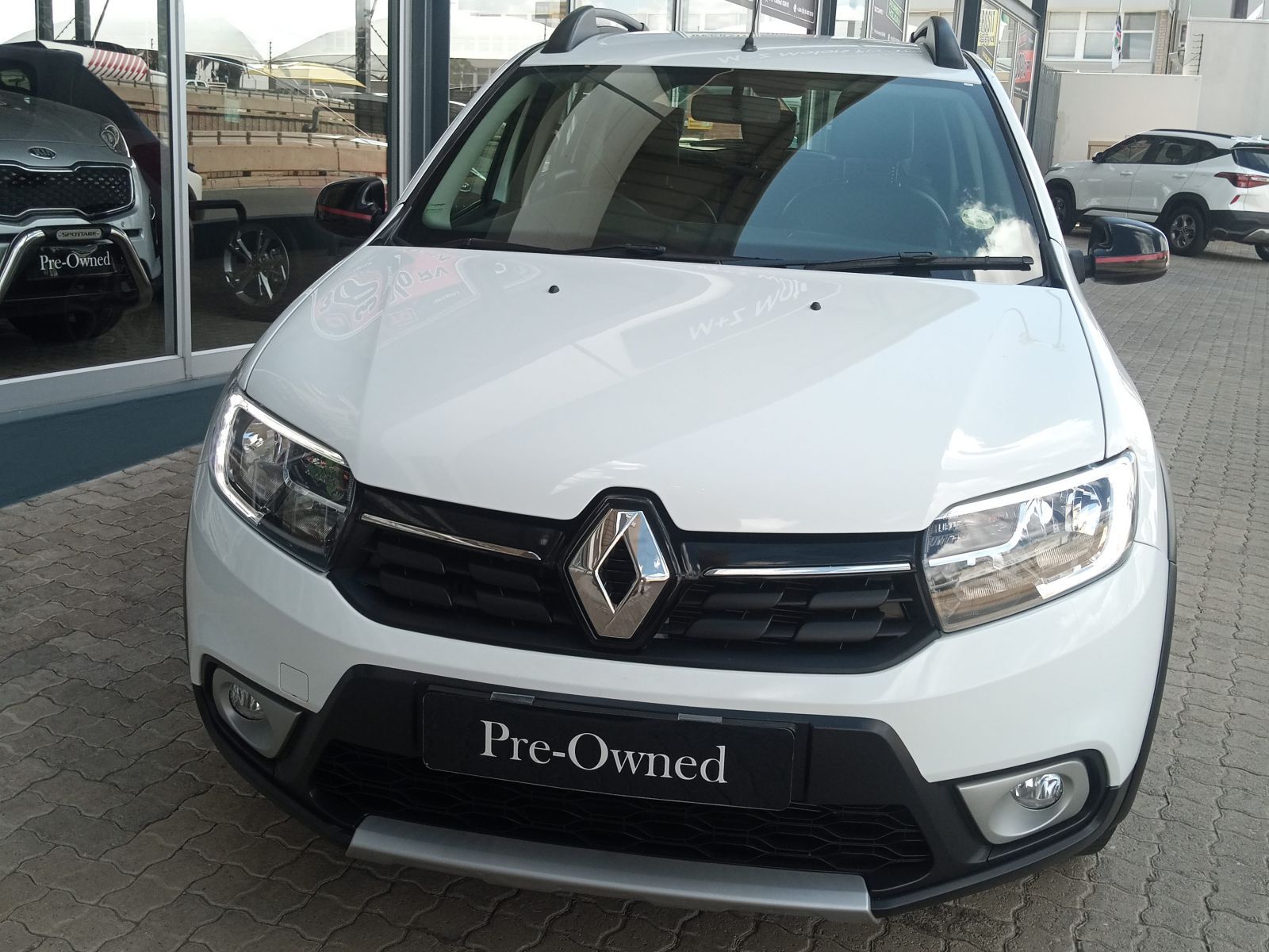2019 Renault Sandero photo 3